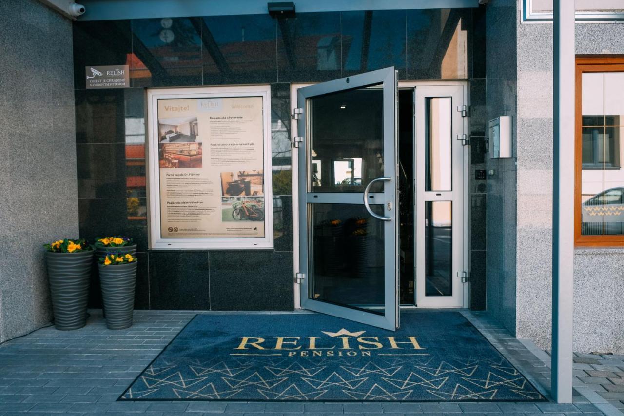 Pension Relish Rajecké Teplice Exteriör bild